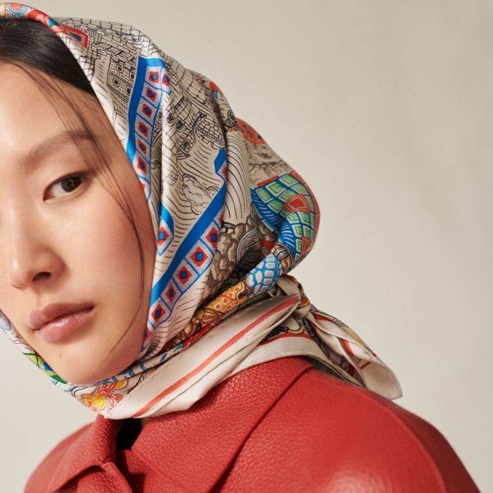 Mille et Un Lapins scarf 90 | Hermès Canada